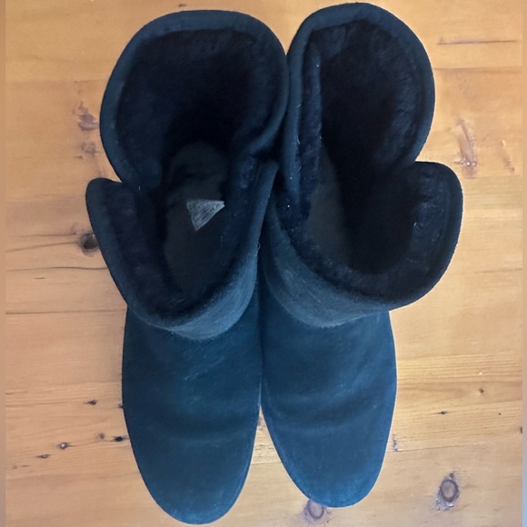 UGG Black Kristin Wedge Suede Boots - Picture 6 of 7